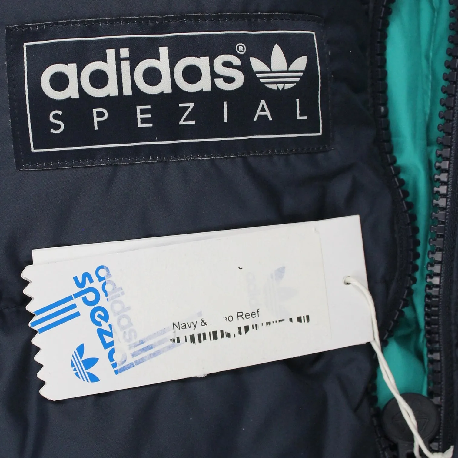 Adidas SPZL Carnforth Navy/Aero Reversible Puffer Jacket