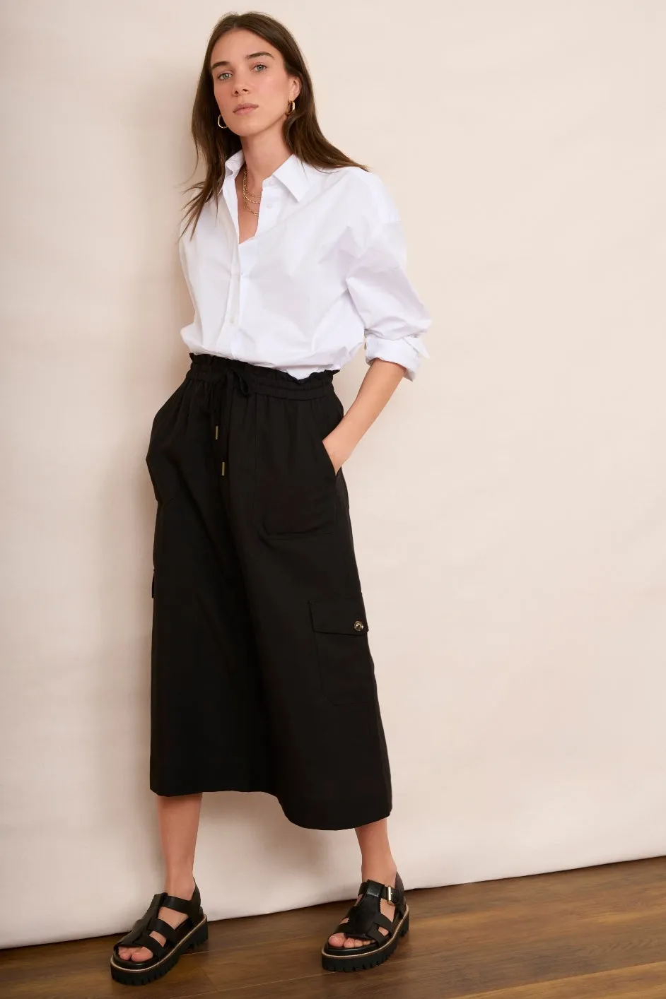 Aniyah Cargo Skirt - Black