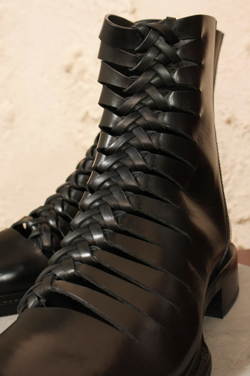 Braided Boot Black