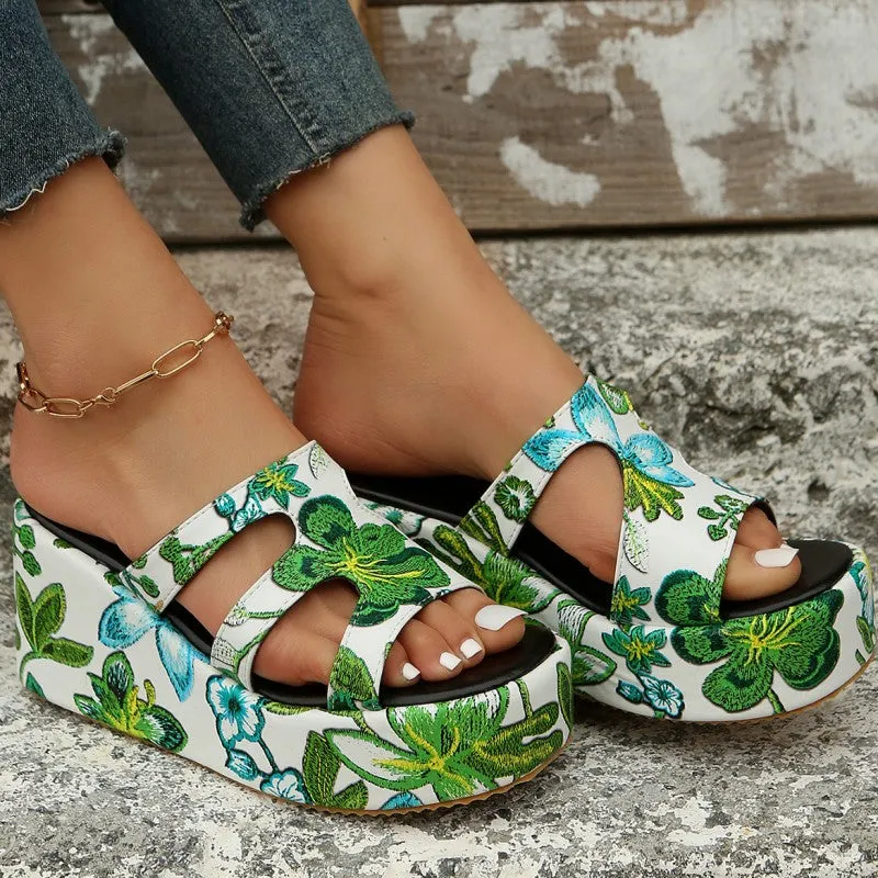 Casual Daily Hollowed Out Patchwork Printing Round Comfortable Out Door Wedges Shoes (Heel Height 2.36in)