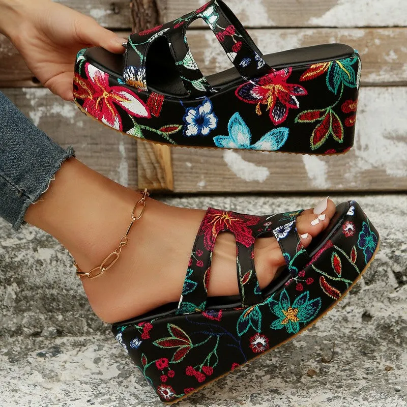 Casual Daily Hollowed Out Patchwork Printing Round Comfortable Out Door Wedges Shoes (Heel Height 2.36in)