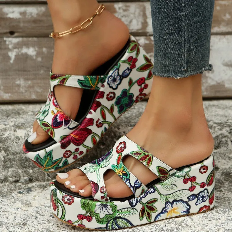 Casual Daily Hollowed Out Patchwork Printing Round Comfortable Out Door Wedges Shoes (Heel Height 2.36in)