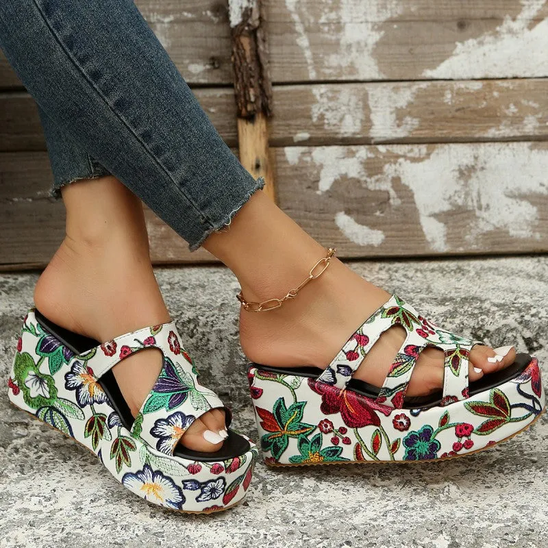 Casual Daily Hollowed Out Patchwork Printing Round Comfortable Out Door Wedges Shoes (Heel Height 2.36in)