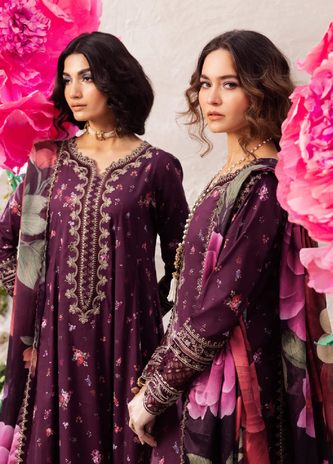 Dahlia By Iznik Embroidered Luxury Lawn 3 Piece Unstitched Suit IZ24DLL 06 TRANQUIL