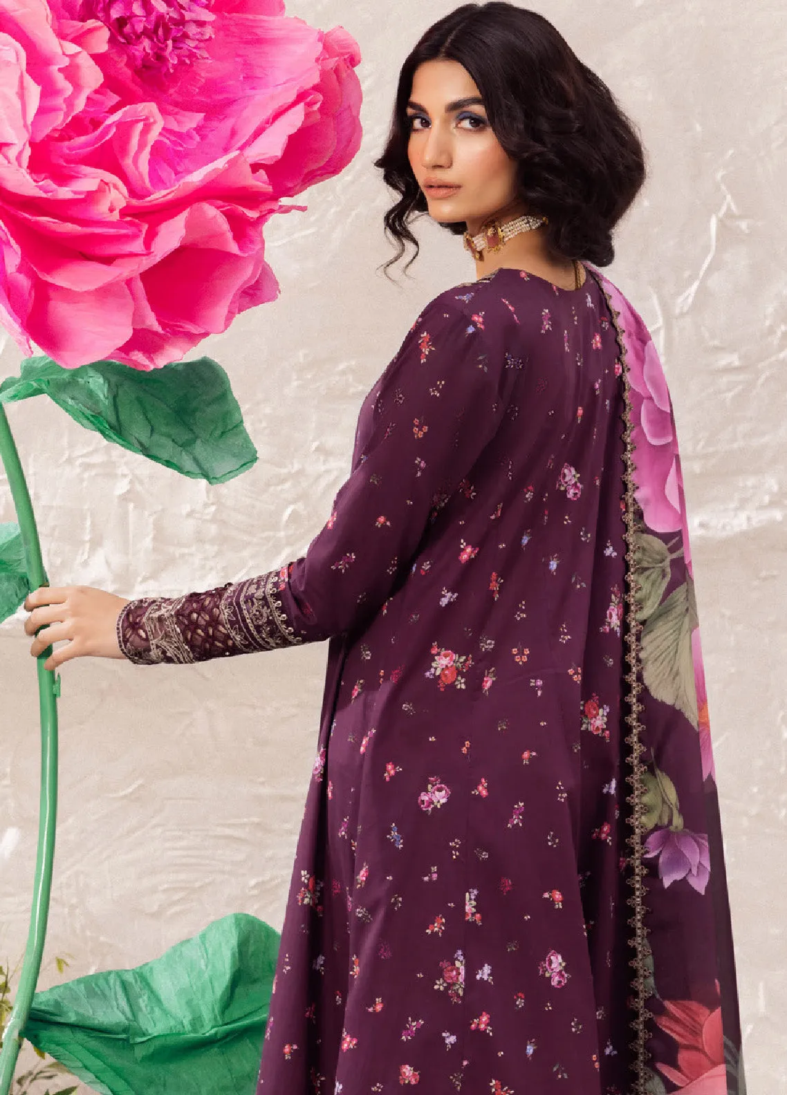 Dahlia By Iznik Embroidered Luxury Lawn 3 Piece Unstitched Suit IZ24DLL 06 TRANQUIL