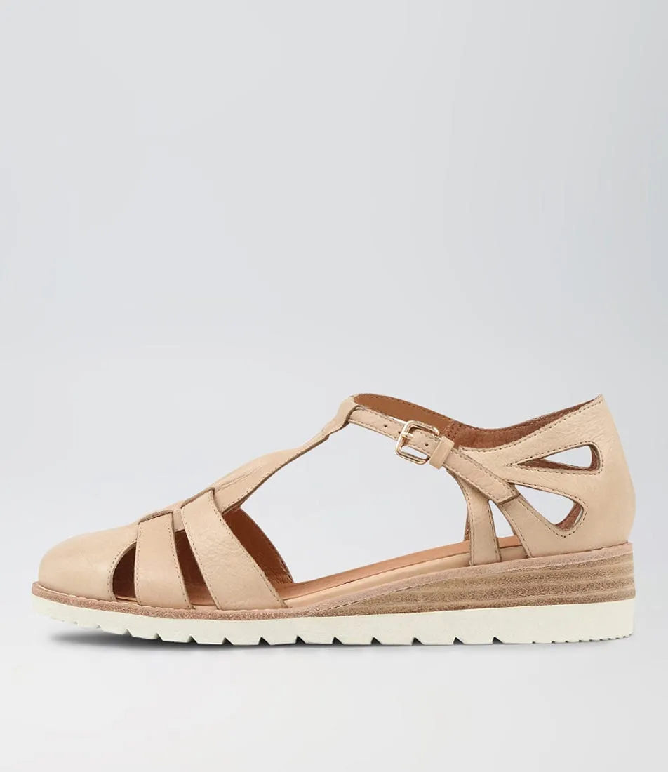 DIANA FERRARI Bobia Camel Leather Wedges