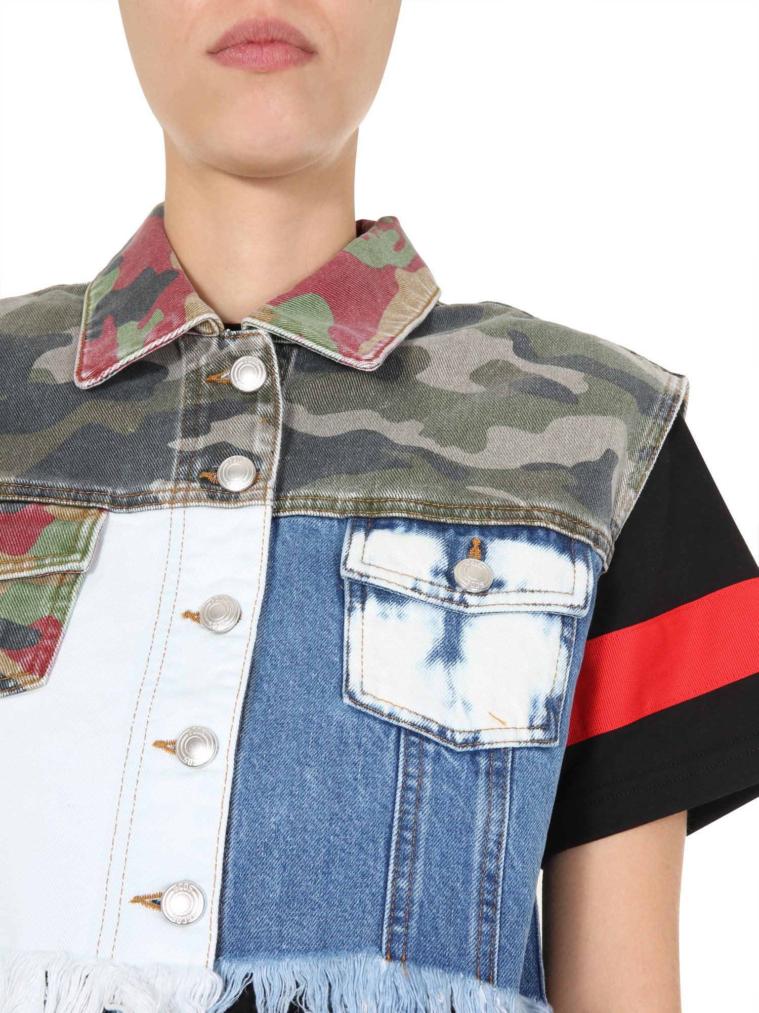 GCDS    CROPPED COTTON DENIM VEST WITH CAMOUFLAGE DETAILS