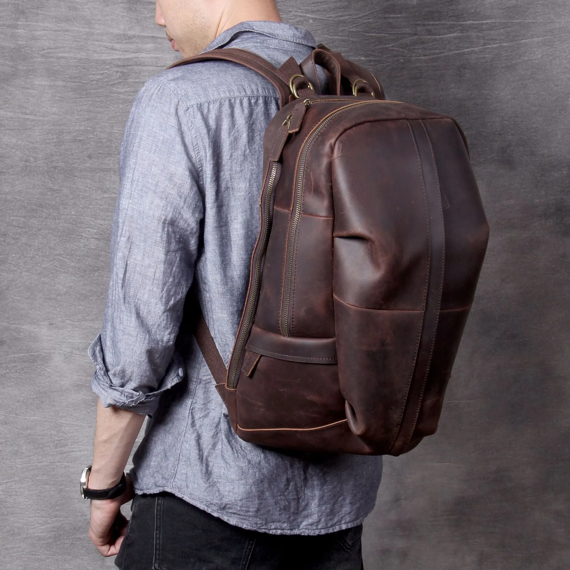 Men's Vintage Genuine Leather Large-capacity Laptop Travel Backpack