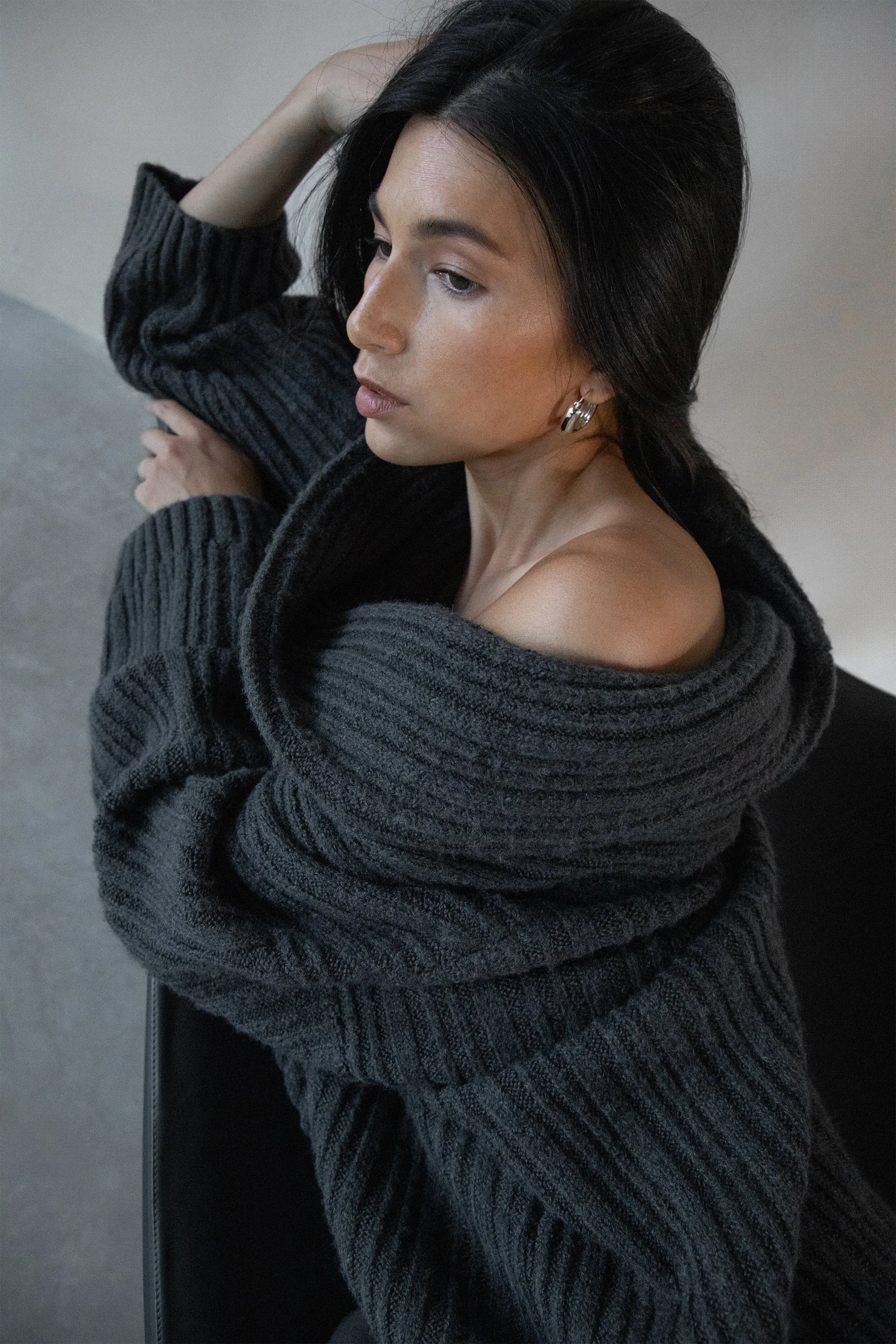 OVERSIZED SLOUCHY OFF THE SHOULDER SWEATER