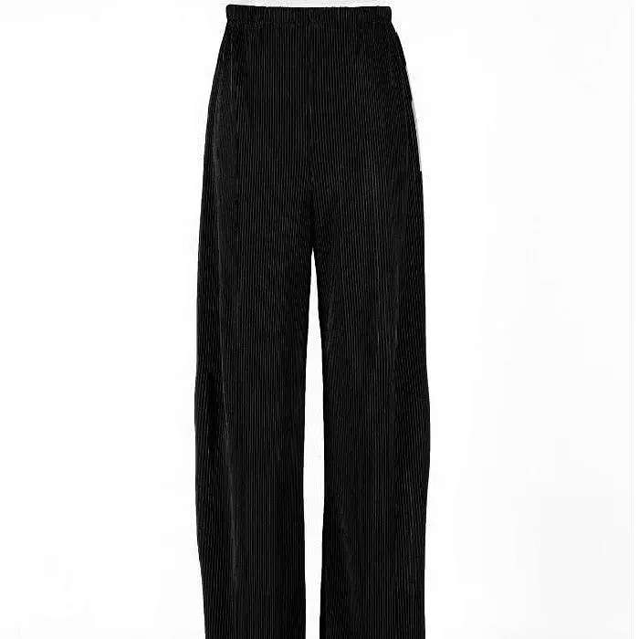 Pleated Oversized Pants