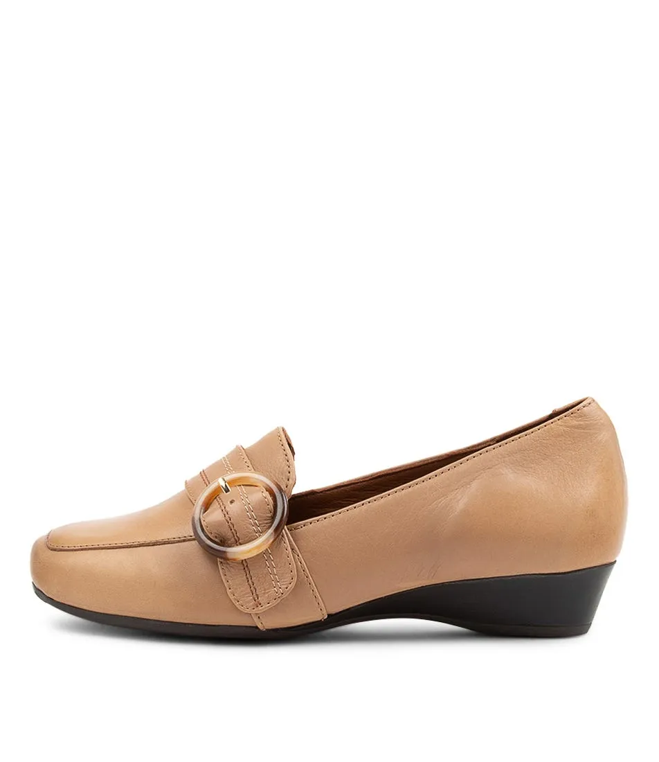 SUPERSOFT Racie2 Camel Leather Wedges