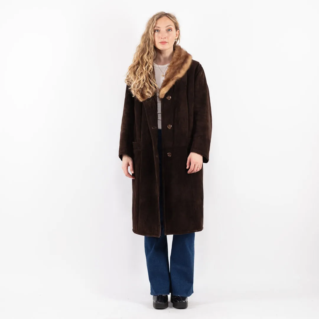 Vintage 70's Women Oversized Sheepskin Coat in Brown