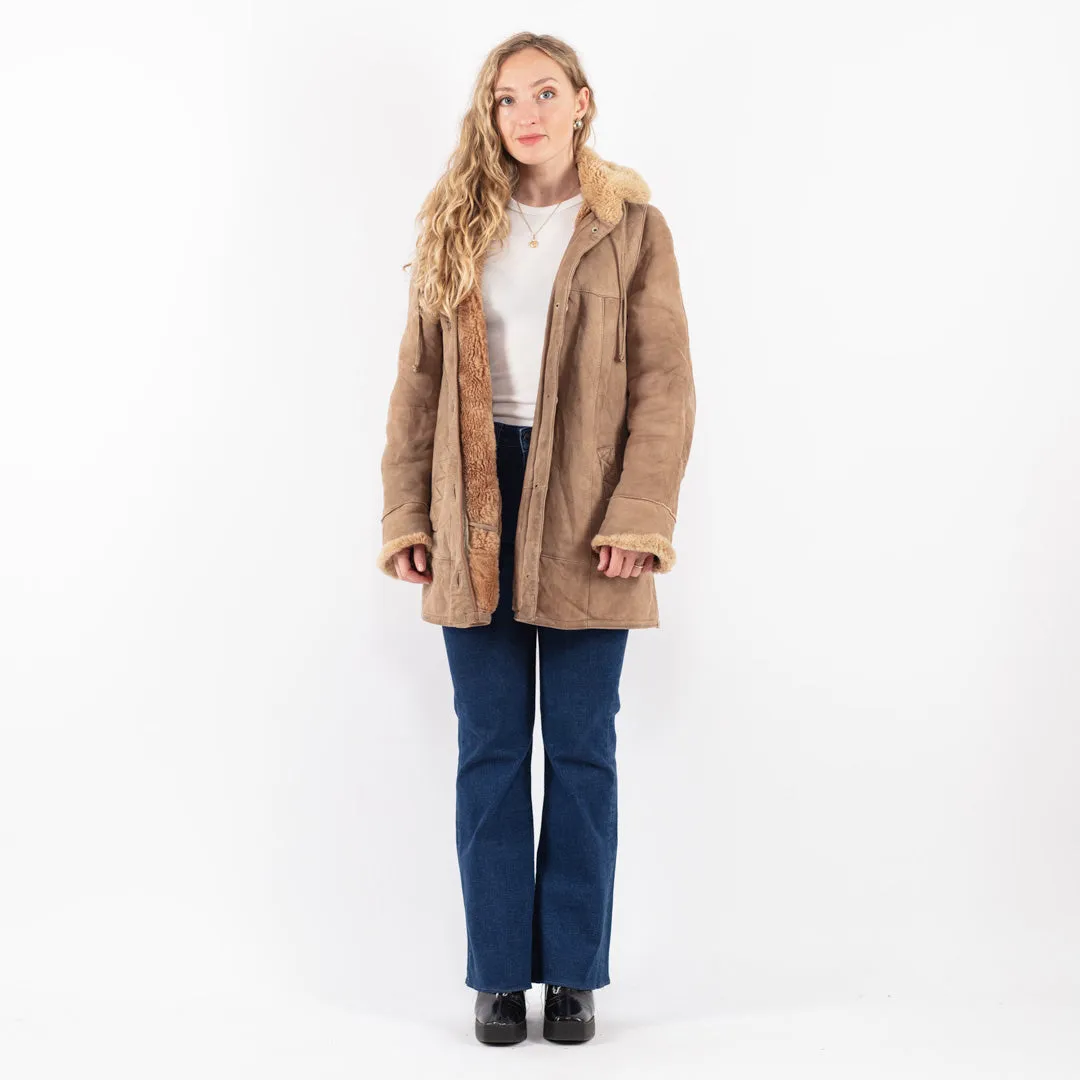 Vintage 90's Women Hooded Sheepskin Coat in Beige