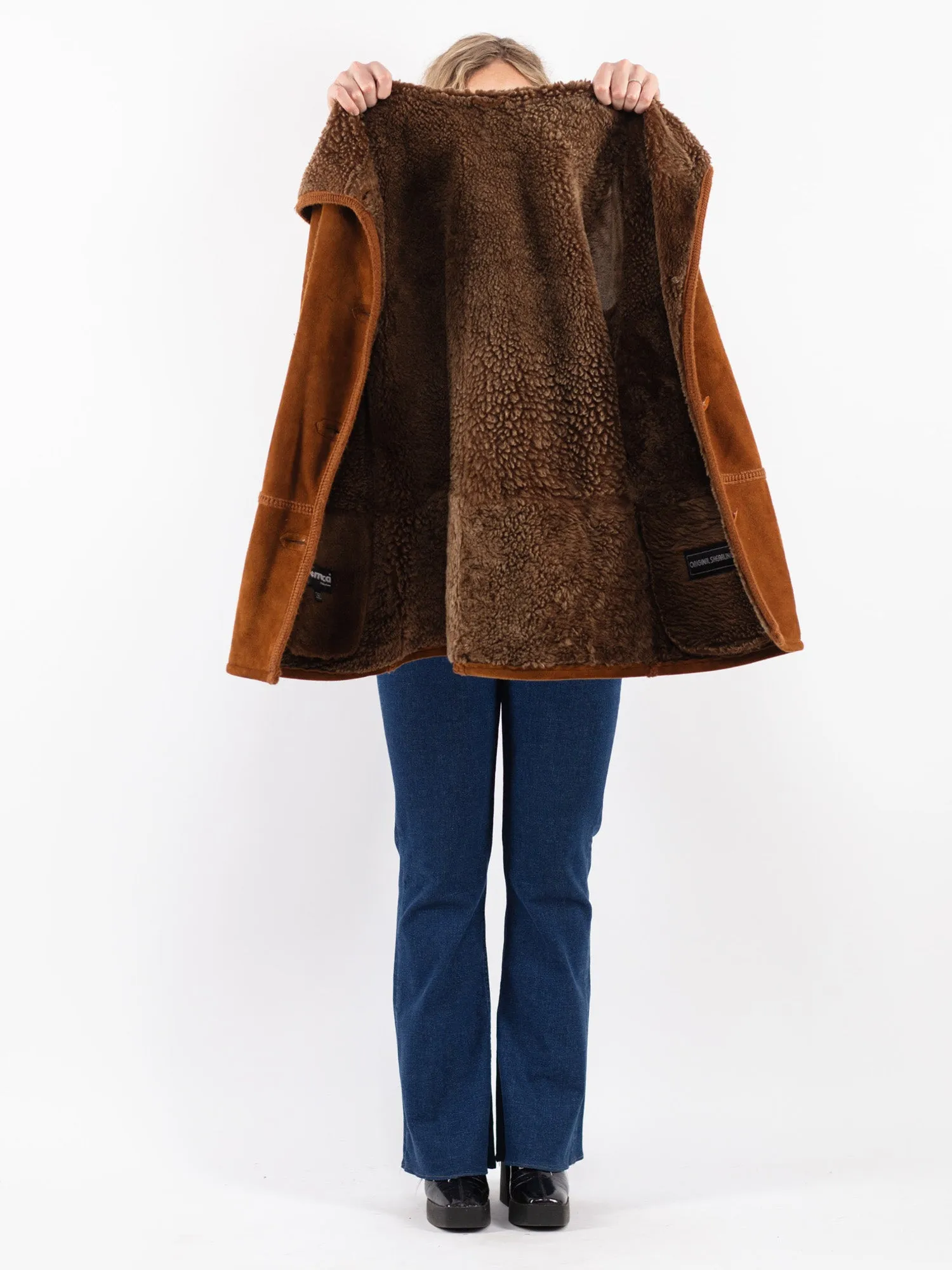 Vintage 90's Women Hooded Sheepskin Coat in Brown