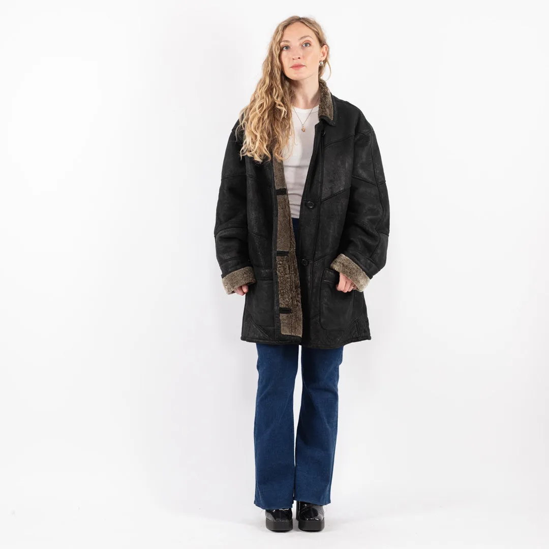 Vintage 90's Women Oversized Sheepskin Coat in Black