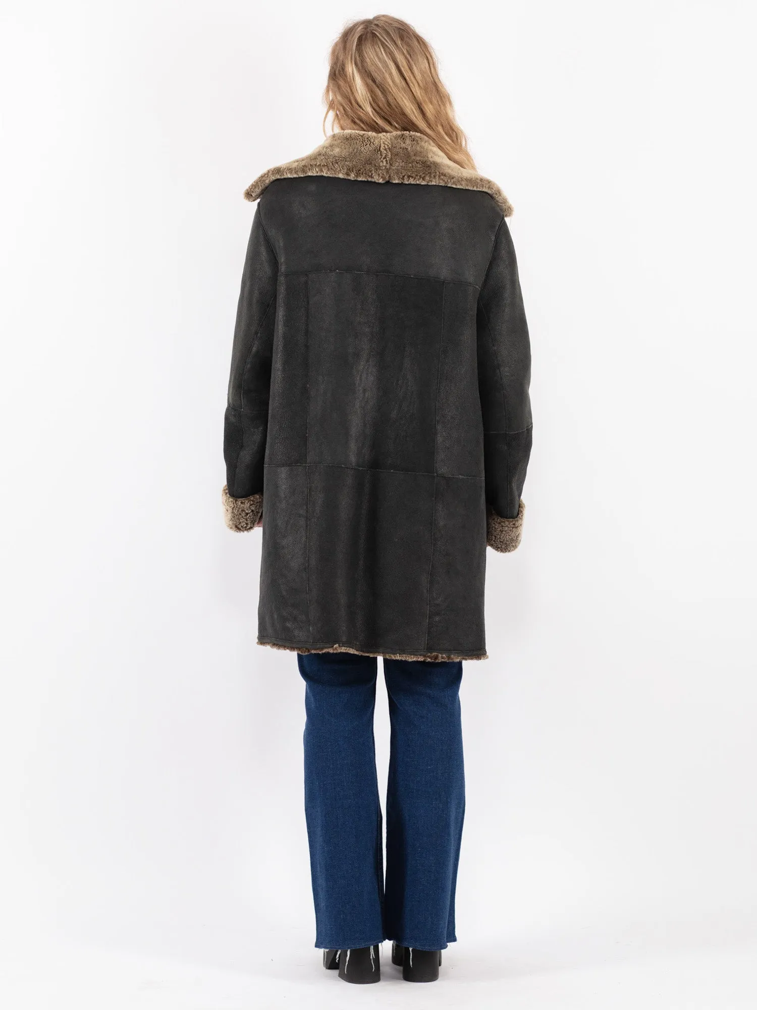 Vintage 90's Women Sheepskin Coat in Black