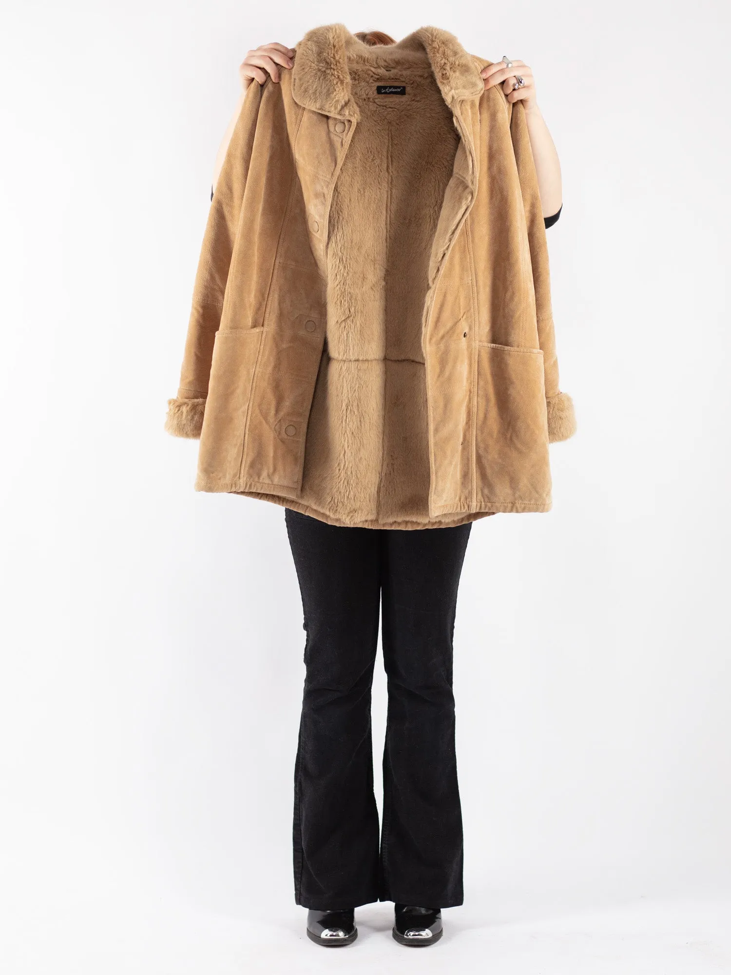 Vintage 90's Women Suede Sherpa Coat in Beige