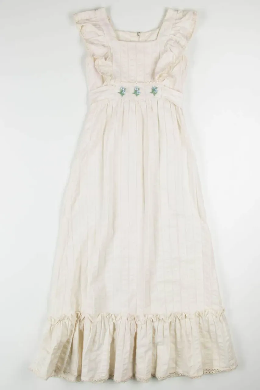 Vintage Ruffle Tie Waist Peasant Dress